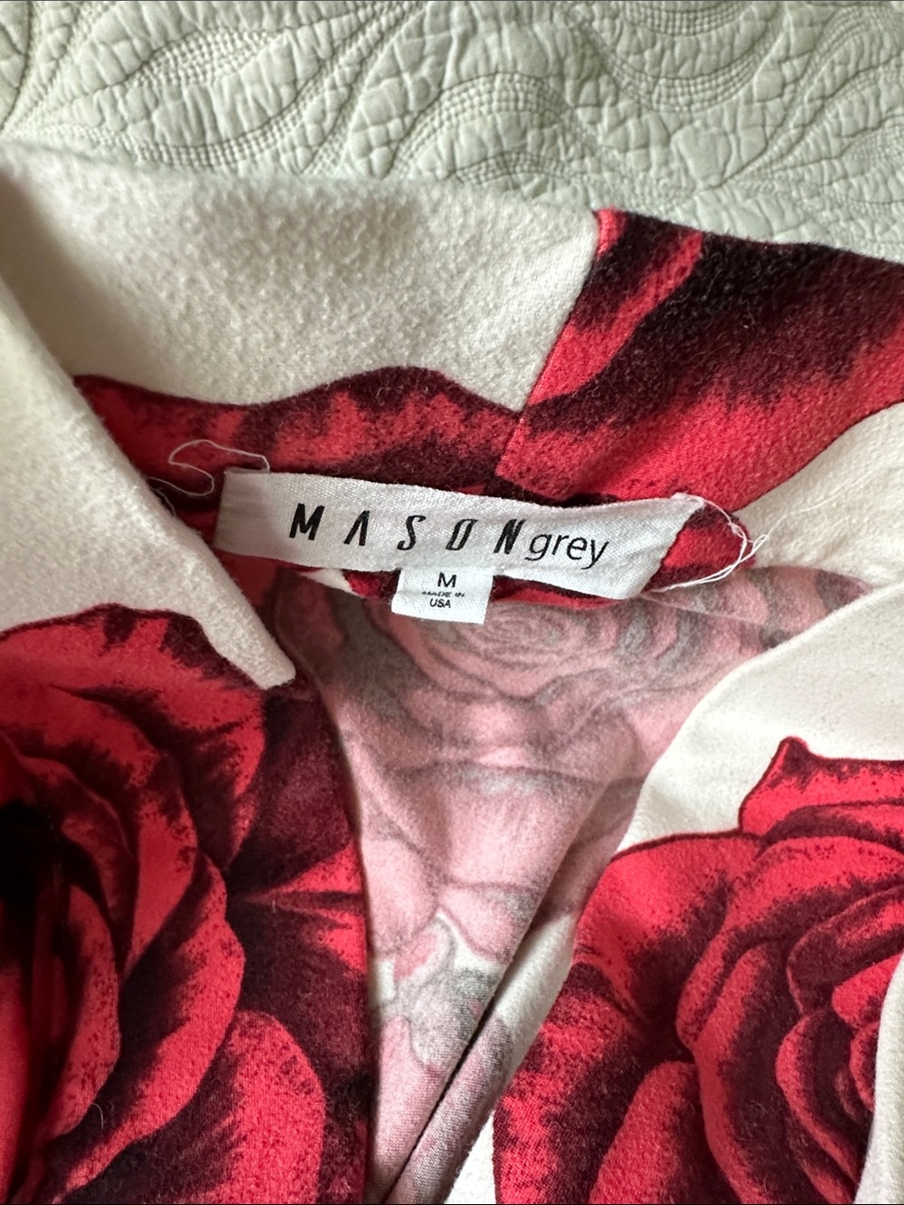 MASON GREY Red Rose Short Robe Banded Sleeves - Picture 2 of 4